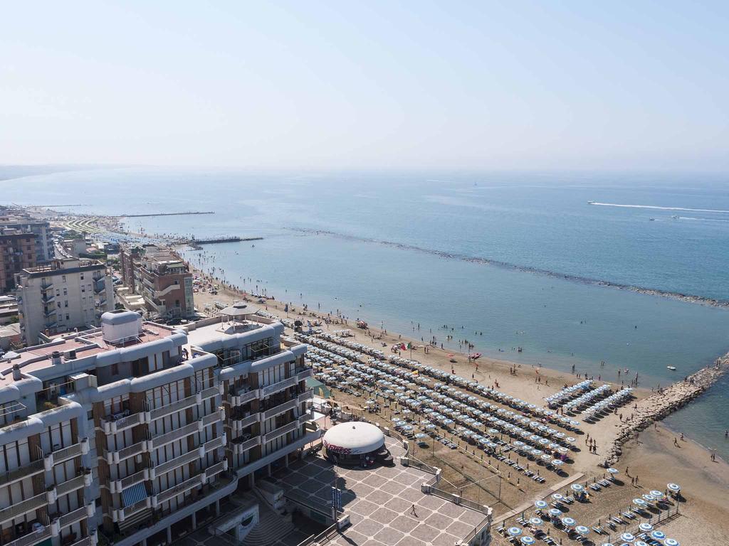 La Casa Degli Artisti 1 Hotel Nettuno Eksteriør billede